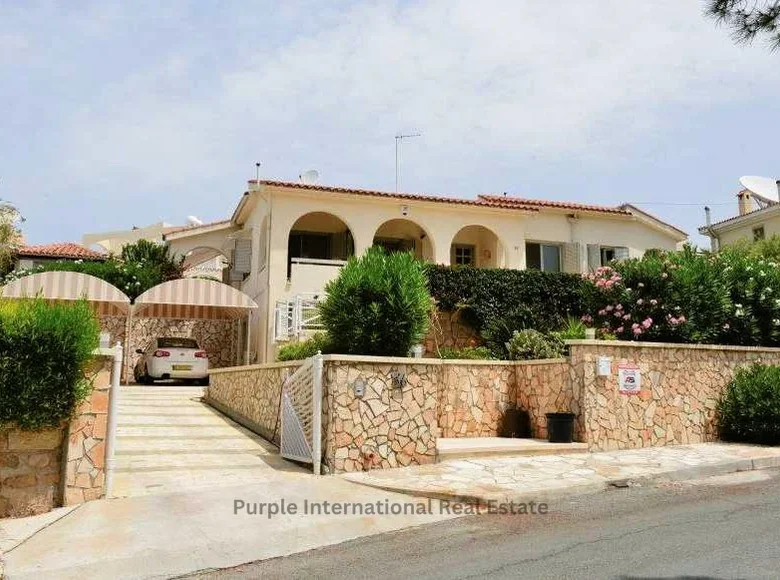 Willa 3 pokoi 250 m² Peyia, Cypr