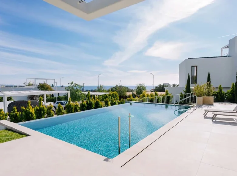 Casa 4 habitaciones 250 m² Peyia, Chipre
