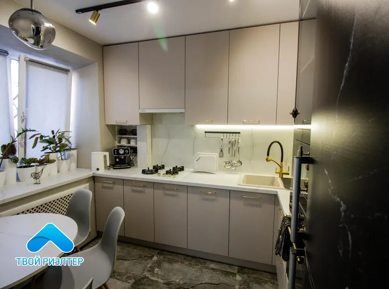 Appartement 2 chambres 49 m² Homiel, Bélarus