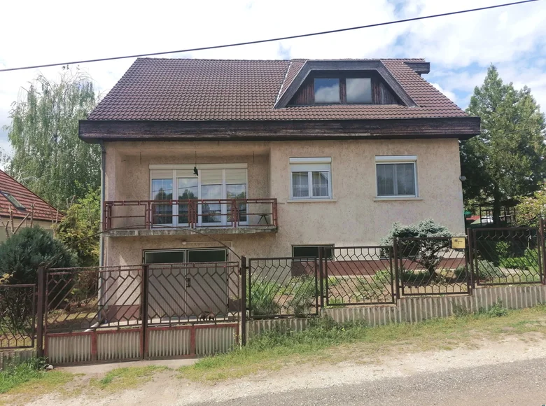 Haus 5 Zimmer 258 m² Budapest, Ungarn