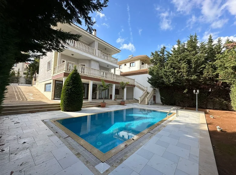 Casa 4 habitaciones 300 m² Mouttagiaka, Chipre