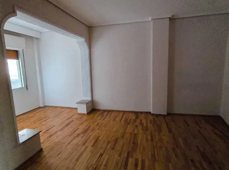 Mieszkanie 4 pokoi 112 m² Katerini, Grecja