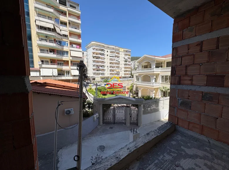 Mieszkanie 3 pokoi 97 m² Bashkia Vlore, Albania