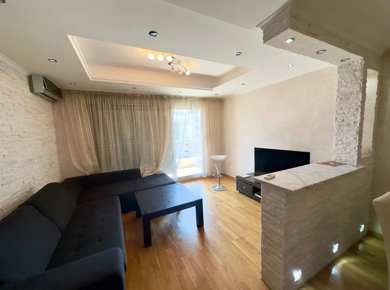 Mieszkanie 2 pokoi 86 m² Budva, Czarnogóra