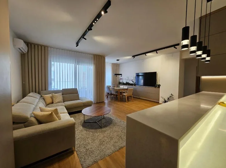 Wohnung 3 Schlafzimmer 103 m² Budva, Montenegro