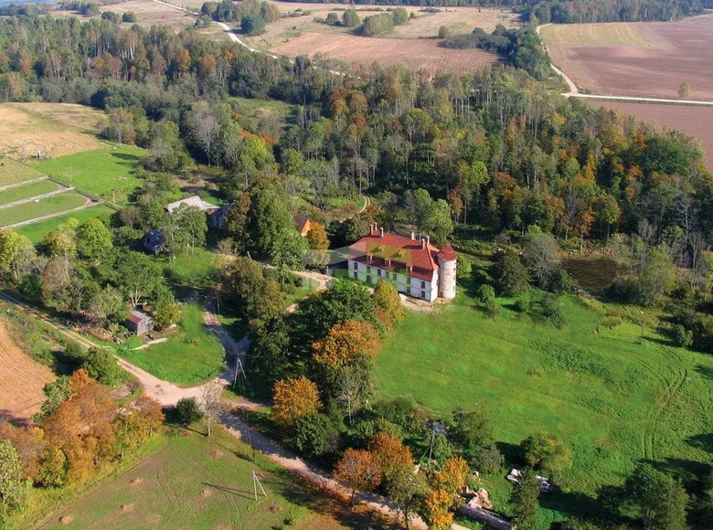 Château 1 600 m² Liepaja, Lettonie