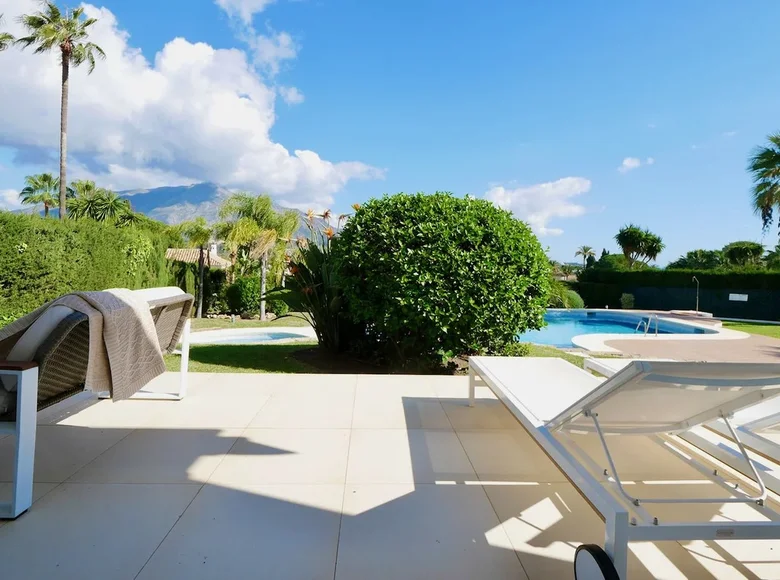3 bedroom apartment 120 m² Marbella, Spain