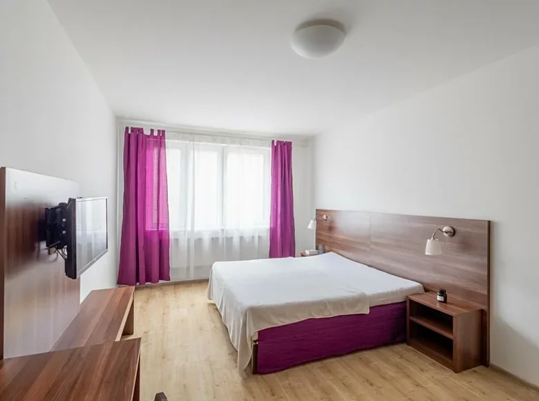 Mieszkanie 2 pokoi 33 m² Praga, Czechy