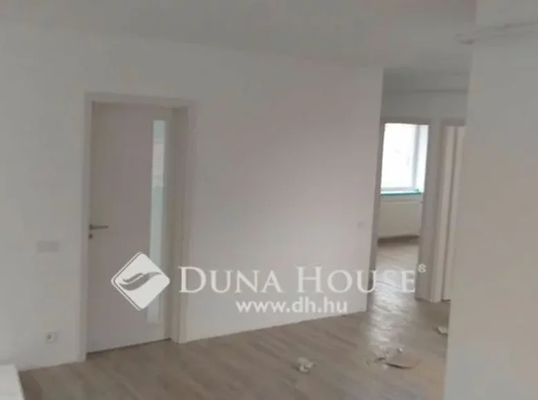 Apartment 77 m² Nyiregyhazi jaras, Hungary
