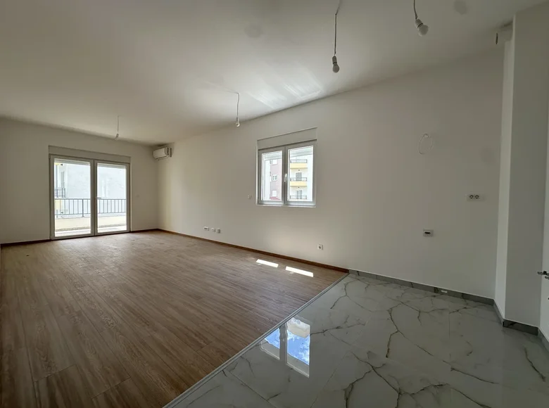 1 bedroom apartment 61 m² Budva, Montenegro