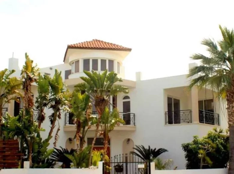 Dom 7 pokojów 372 m² Pafos, Cyprus