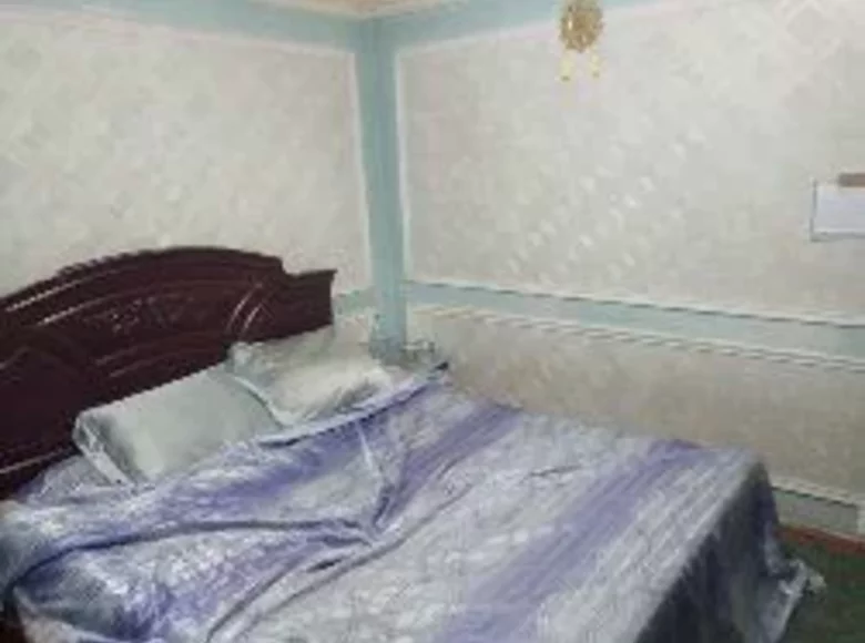 Дом 5 комнат 2 м² Шайхантаурский район, Узбекистан