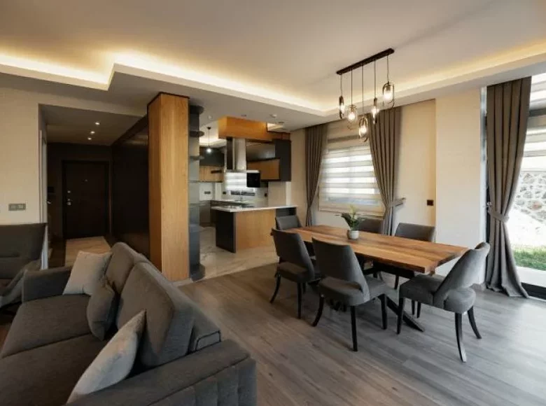 Villa de 4 habitaciones 235 m² Alanya, Turquía