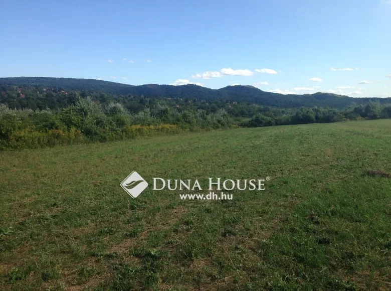 Land 8 799 m² Central Hungary, Hungary
