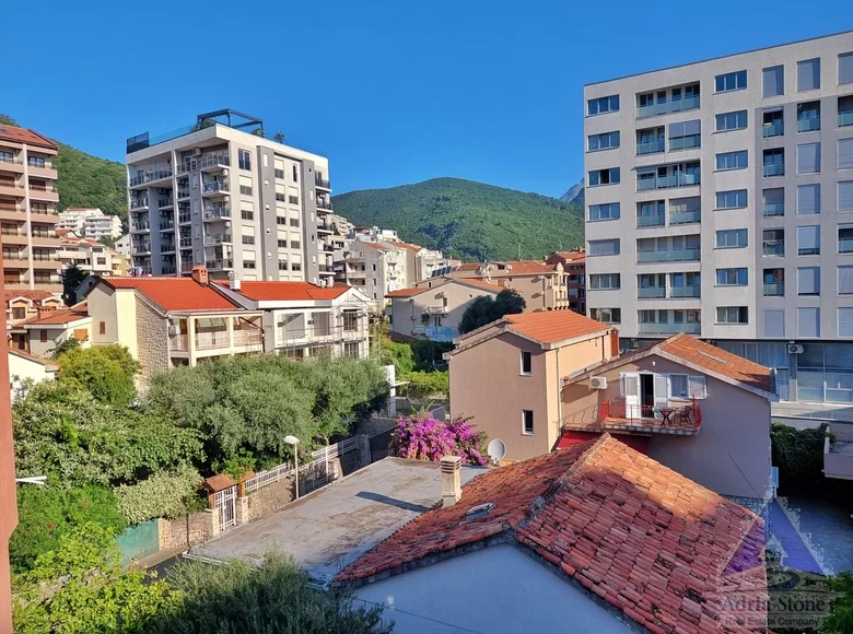 Mieszkanie 2 pokoi 54 m² Budva, Czarnogóra