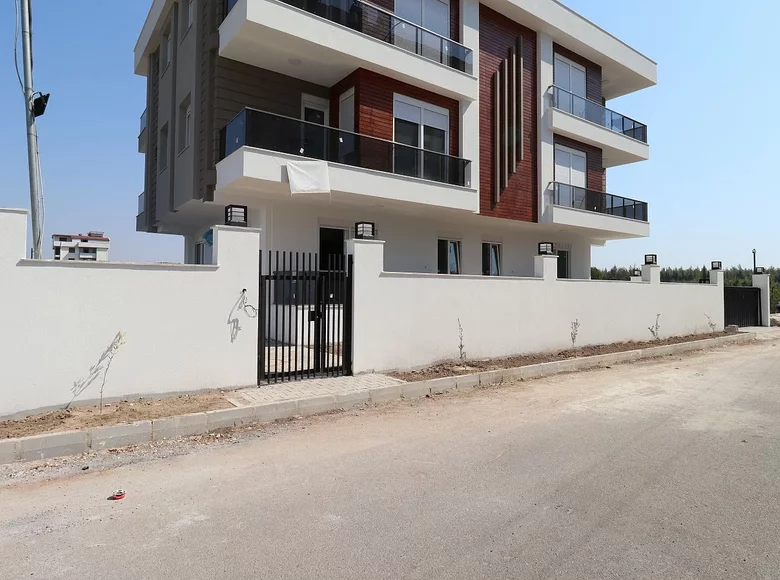2 bedroom apartment 100 m² Doesemealti, Turkey