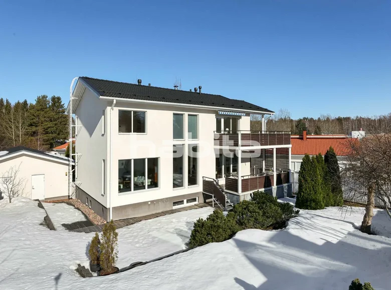 5 bedroom house 226 m² Helsinki sub-region, Finland