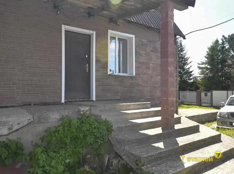 Casa 196 m² Uzufouski selski Savet, Belarús