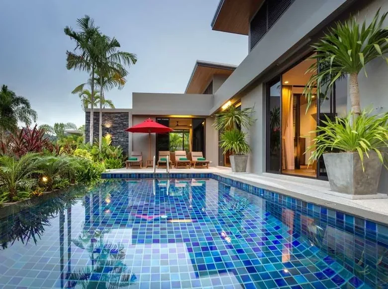 4 bedroom house 620 m² Phuket, Thailand