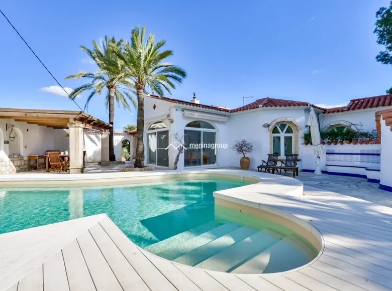 villa de 5 dormitorios 400 m² Altea, España