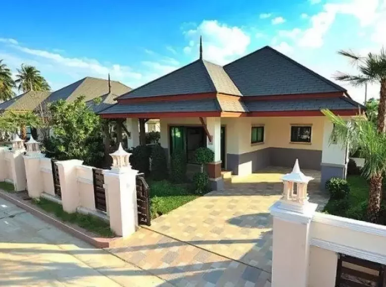4 bedroom Villa 324 m² Pattaya, Thailand