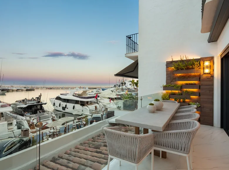 Apartamento 3 habitaciones 121 m² Marbella, Španjolska