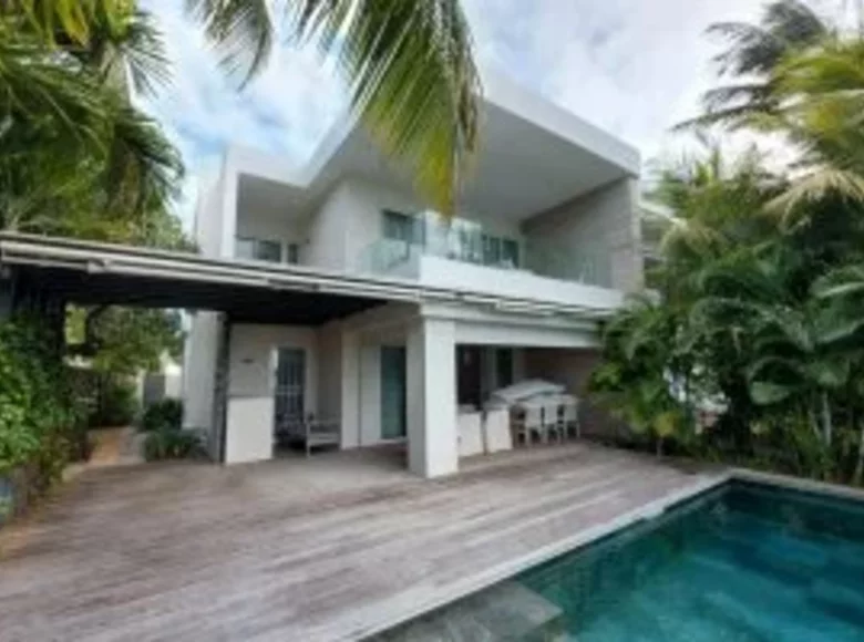 4 bedroom Villa 345 m² Grand Baie, Mauritius
