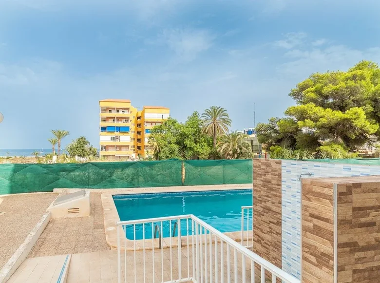 Wohnung 2 Schlafzimmer 68 m² Los Balcones, Spanien