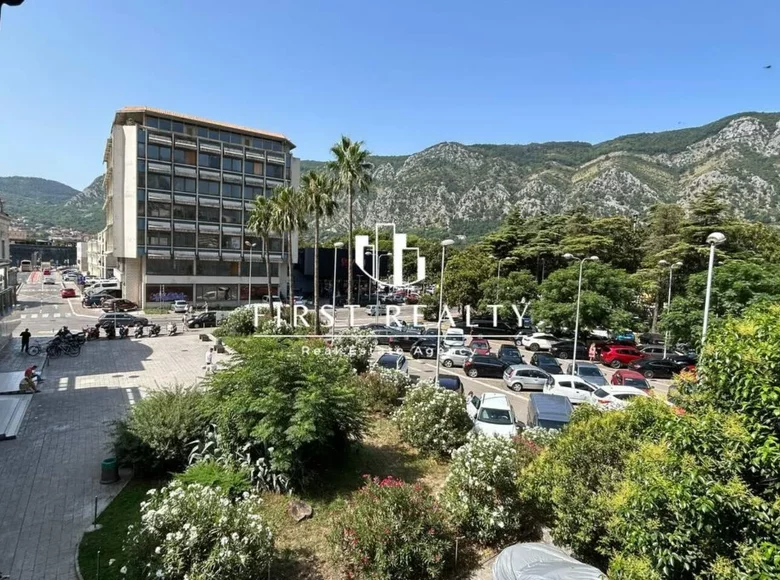 Apartamento 4 habitaciones 100 m² Kotor, Montenegro