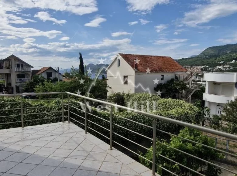 Casa 3 habitaciones 126 m² Dobra Voda, Montenegro