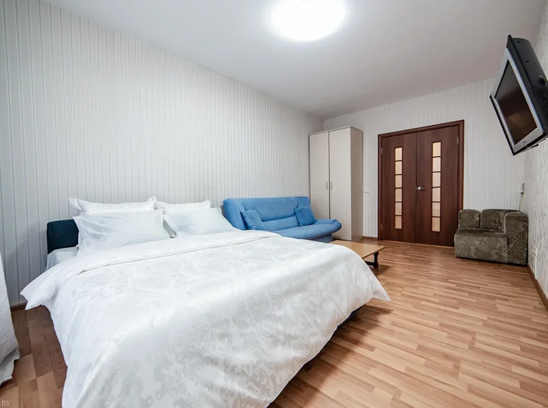 Mieszkanie 3 pokoi 74 m² Mińsk, Białoruś