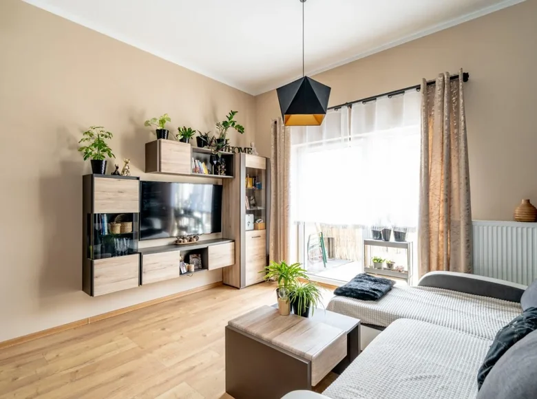 Mieszkanie 3 pokoi 52 m² Poznań, Polska
