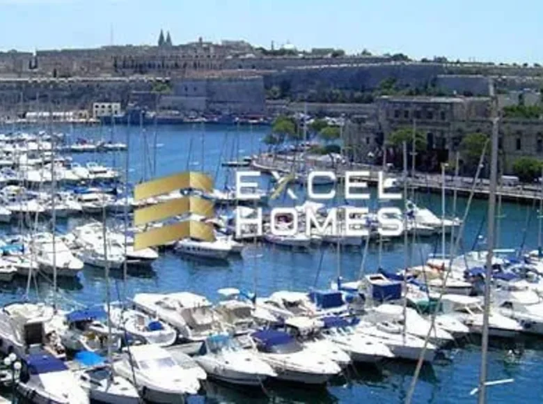 Commercial property  in Ta Xbiex, Malta