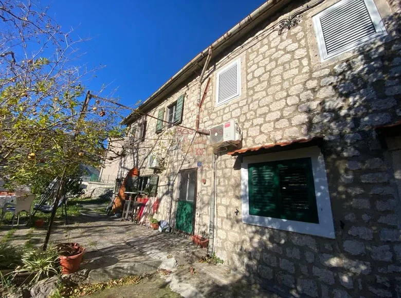 Dom 6 pokojów 300 m² Dobrota, Czarnogóra