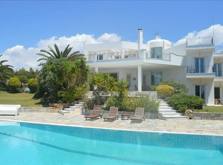 5 bedroom villa 490 m² Agia Marina, Greece