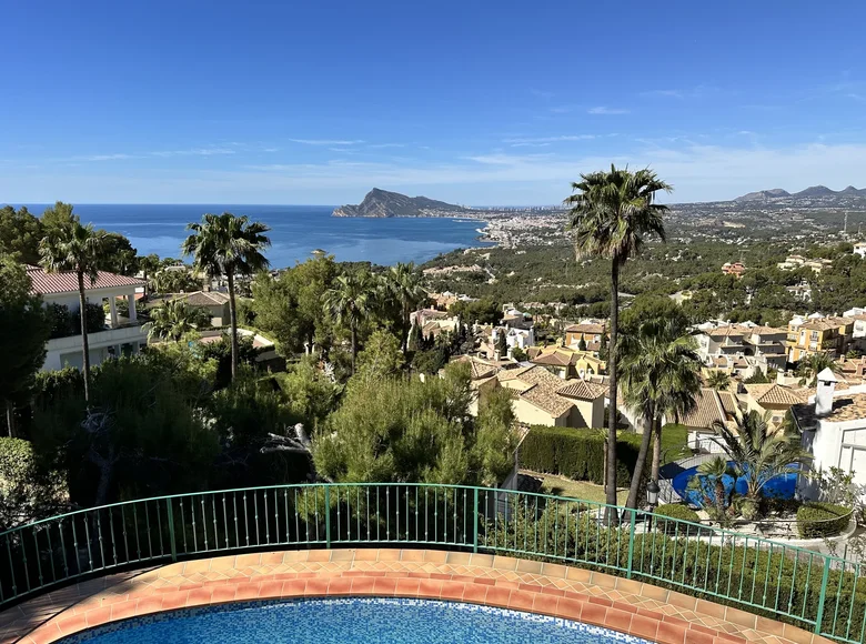 4 bedroom Villa 460 m² Altea, Spain