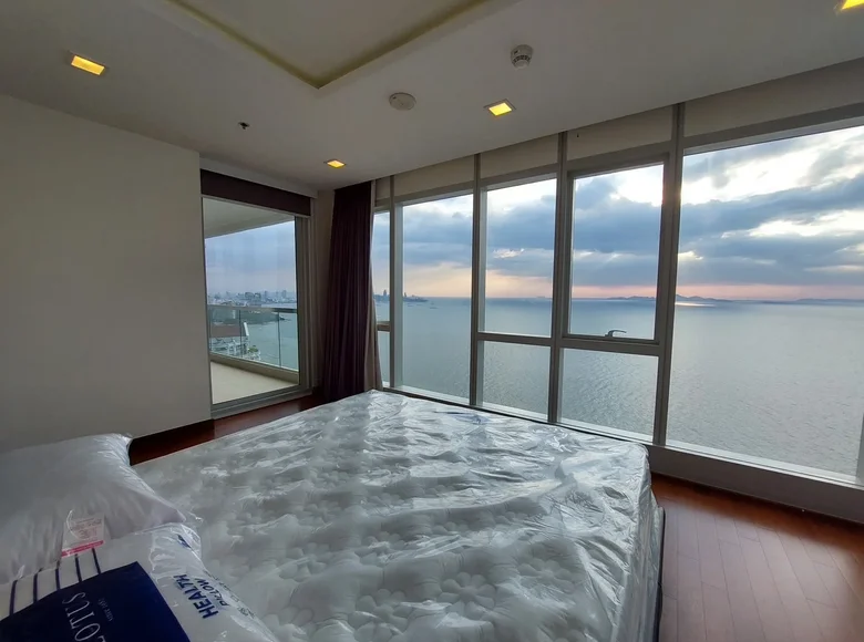 Kondominium 2 Schlafzimmer 98 m² Pattaya, Thailand