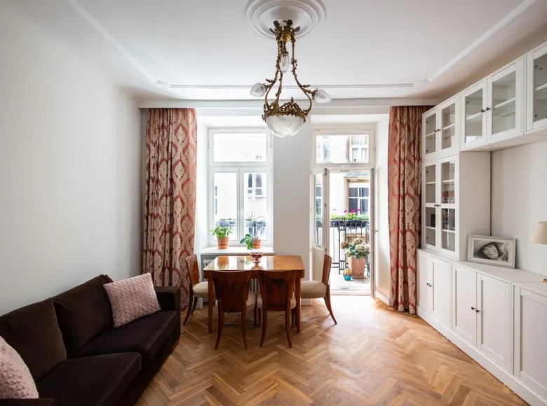 2 room apartment 67 m² Warsaw, Poland