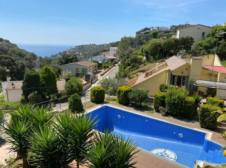 Villa de 6 chambres 213 m² Santa Maria de Llorell, Espagne