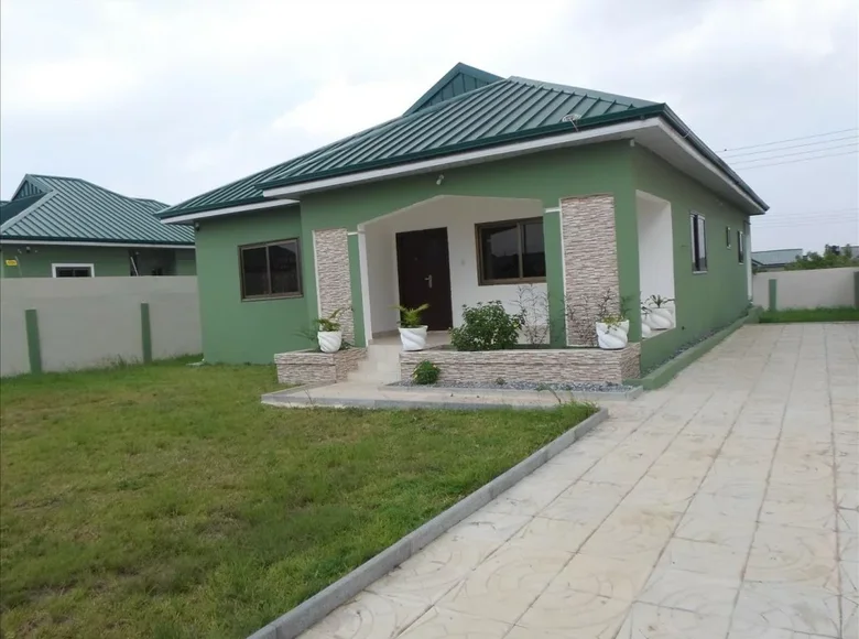 Casa 3 habitaciones  Adenta, Ghana