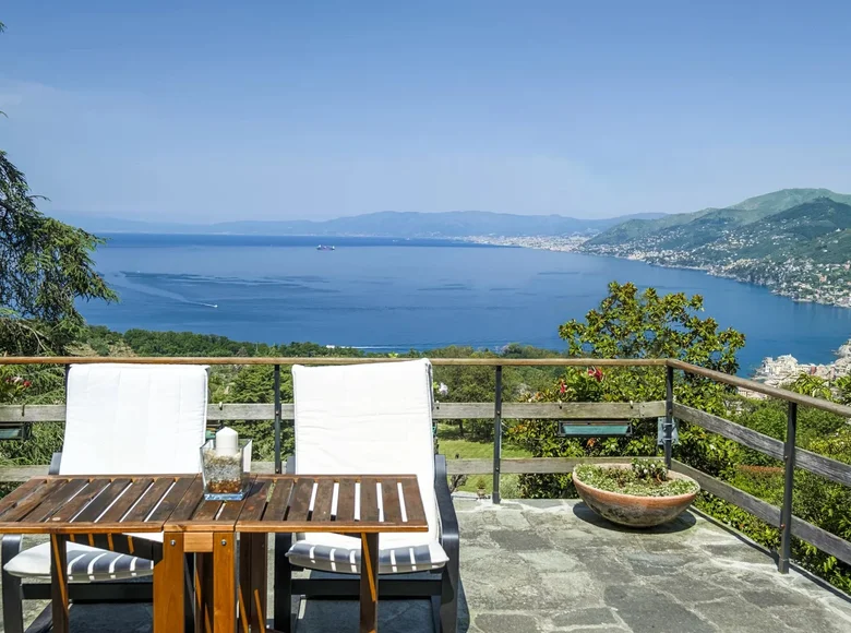 Villa 11 bedrooms 477 m² Camogli, Italy