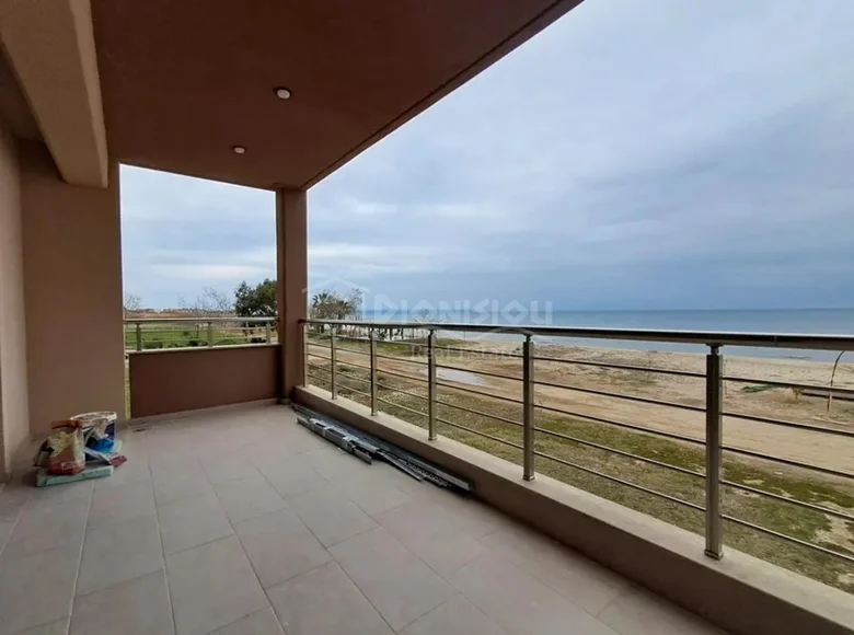 Dom 3 pokoi 131 m² Dionisiou Beach, Grecja