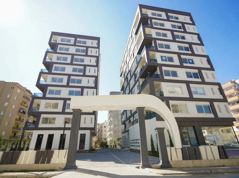 Mieszkanie 4 pokoi 210 m² Erdemli, Turcja