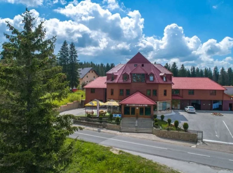 Hotel 2 140 m² Zabljak, Montenegro