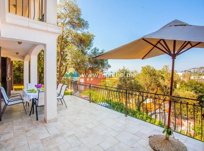 Dom 6 pokojów 358 m² Budva, Czarnogóra