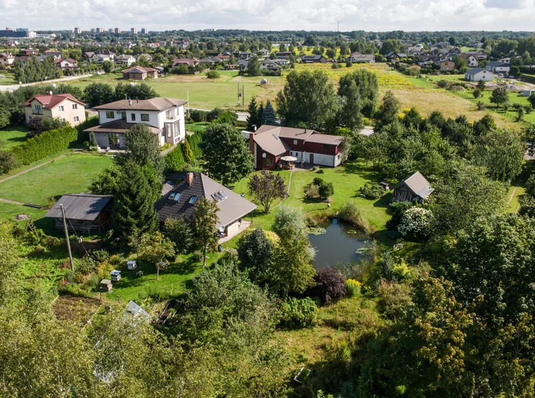 Dom 5 pokojów 243 m² Kekavas pagasts, Łotwa
