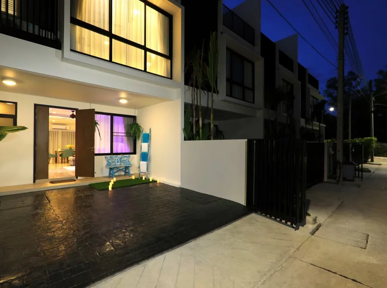 Casa 3 habitaciones 192 m² Phuket, Tailandia
