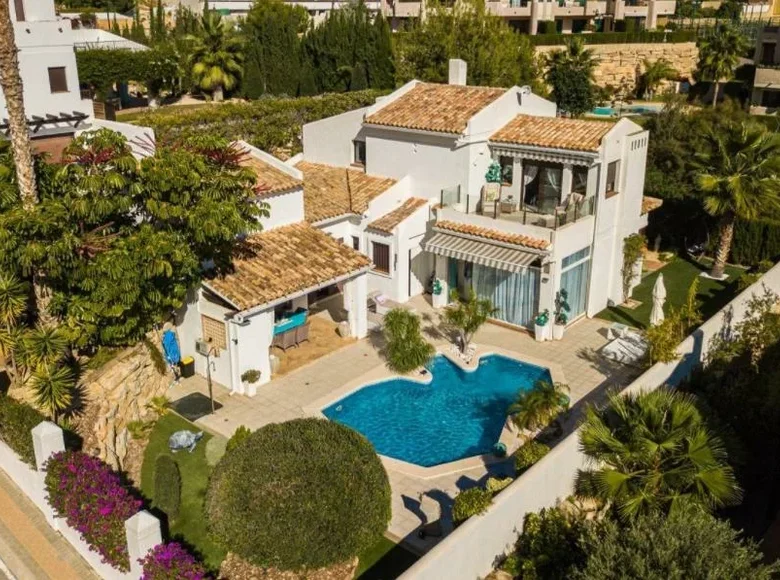 3 bedroom villa 300 m² Finestrat, Spain