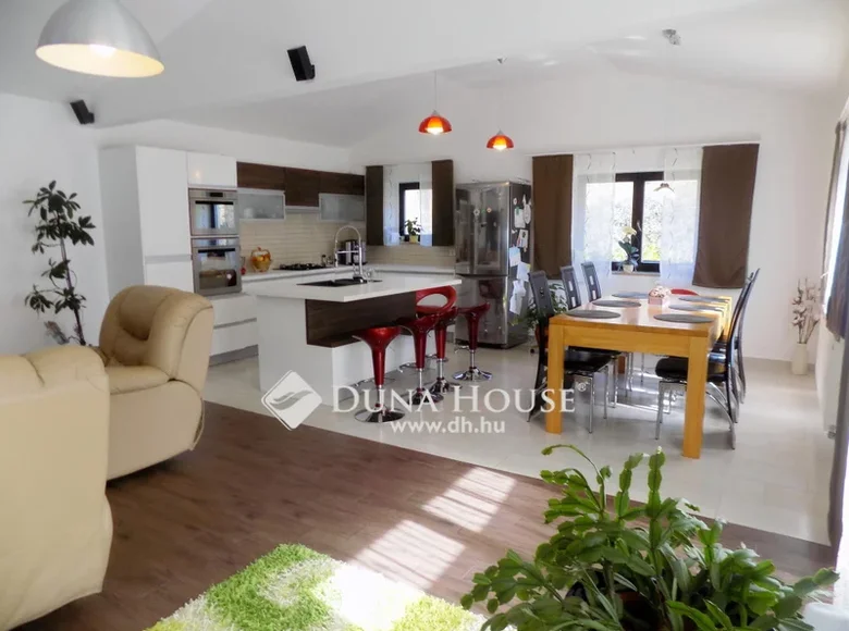 Casa 220 m² Horvatzsidany, Hungría