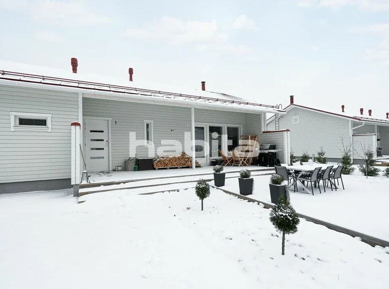 Haus 4 Zimmer 94 m² Kaarina, Finnland